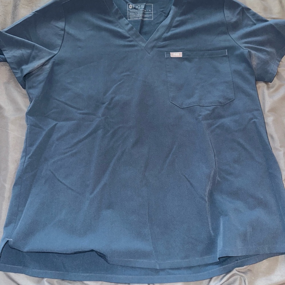 Figs Dark Harbor Catarina One Pocket Scrub Top